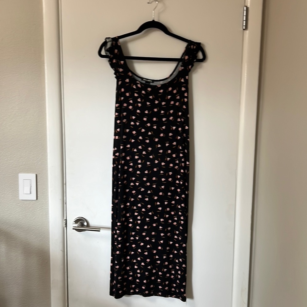 Billabong floral bodycon dress.